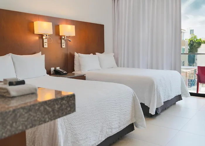 Fiesta Hotel 4*